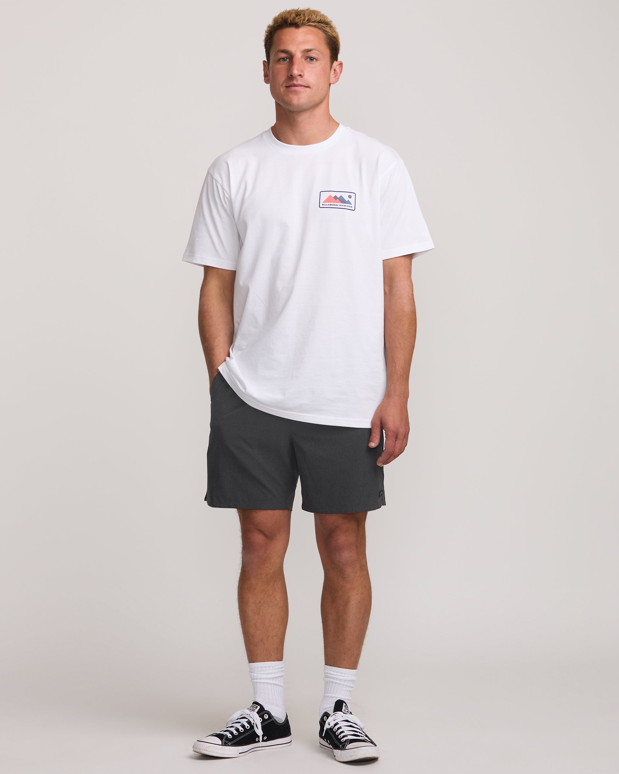 Surftrek Perforated Elastic 17 Hybrid Shorts - Black - Image 5