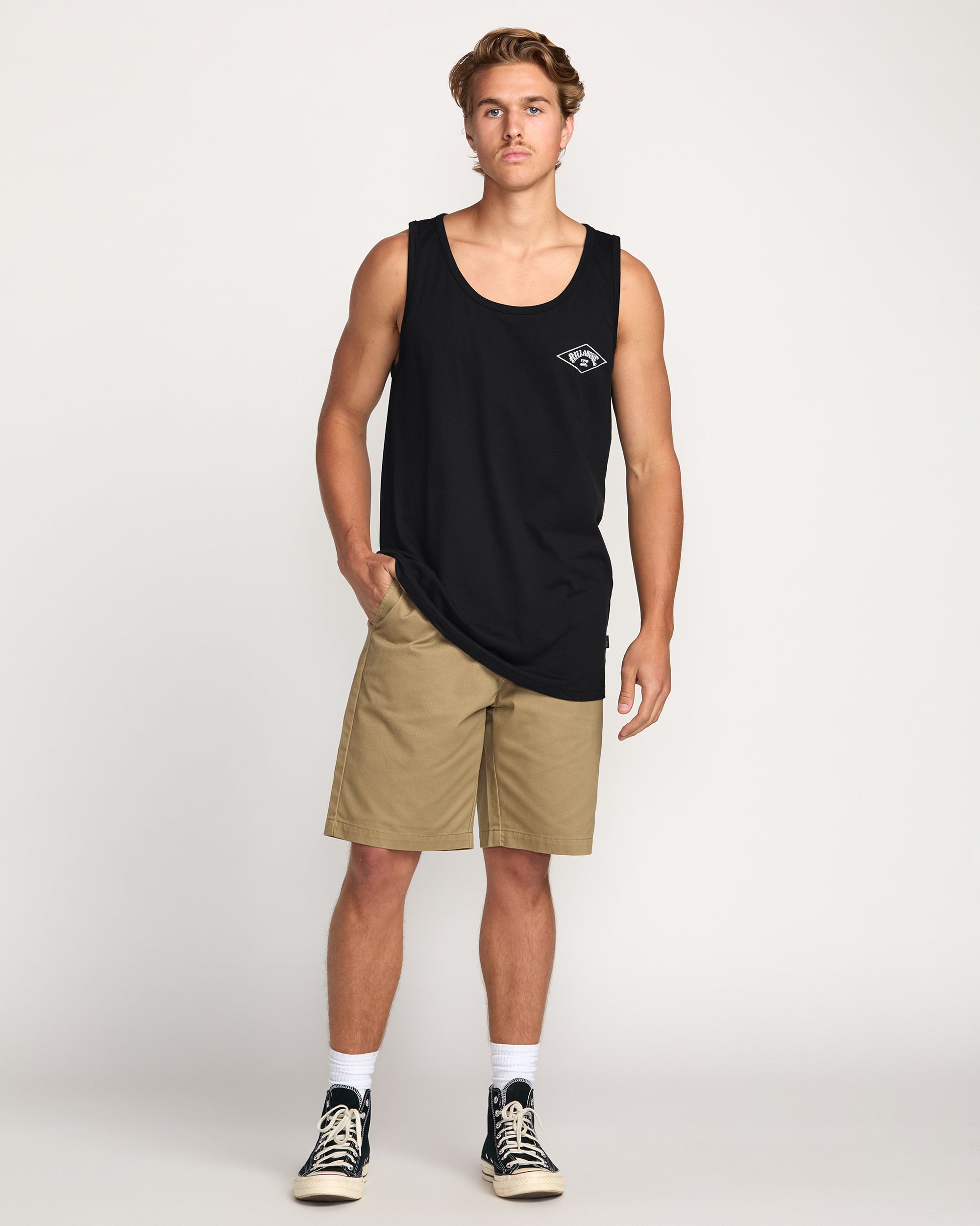Diamond Arch Premium Tank - Black - Image 5