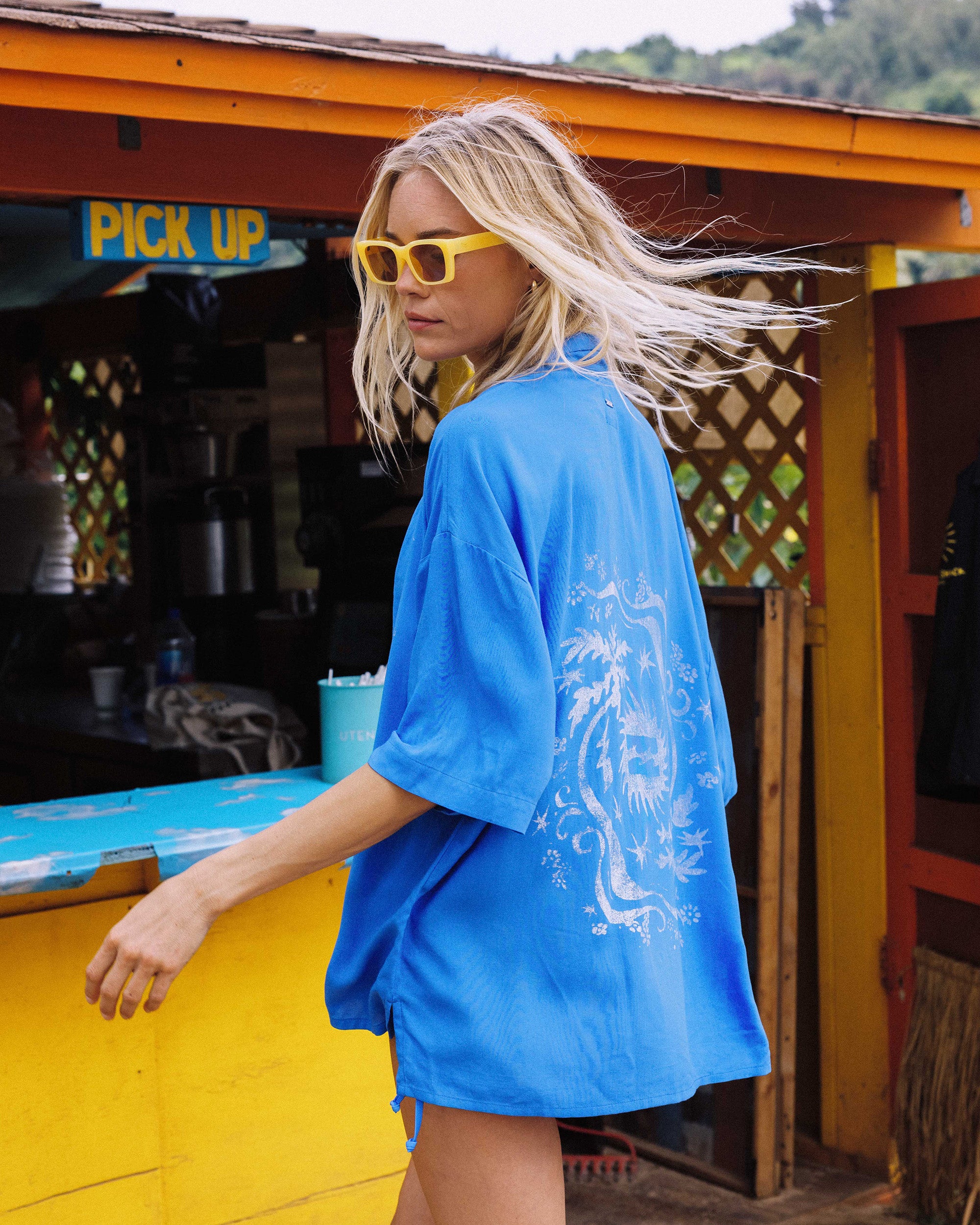 Beach Side Printed Short Sleeve Shirt - True Blue