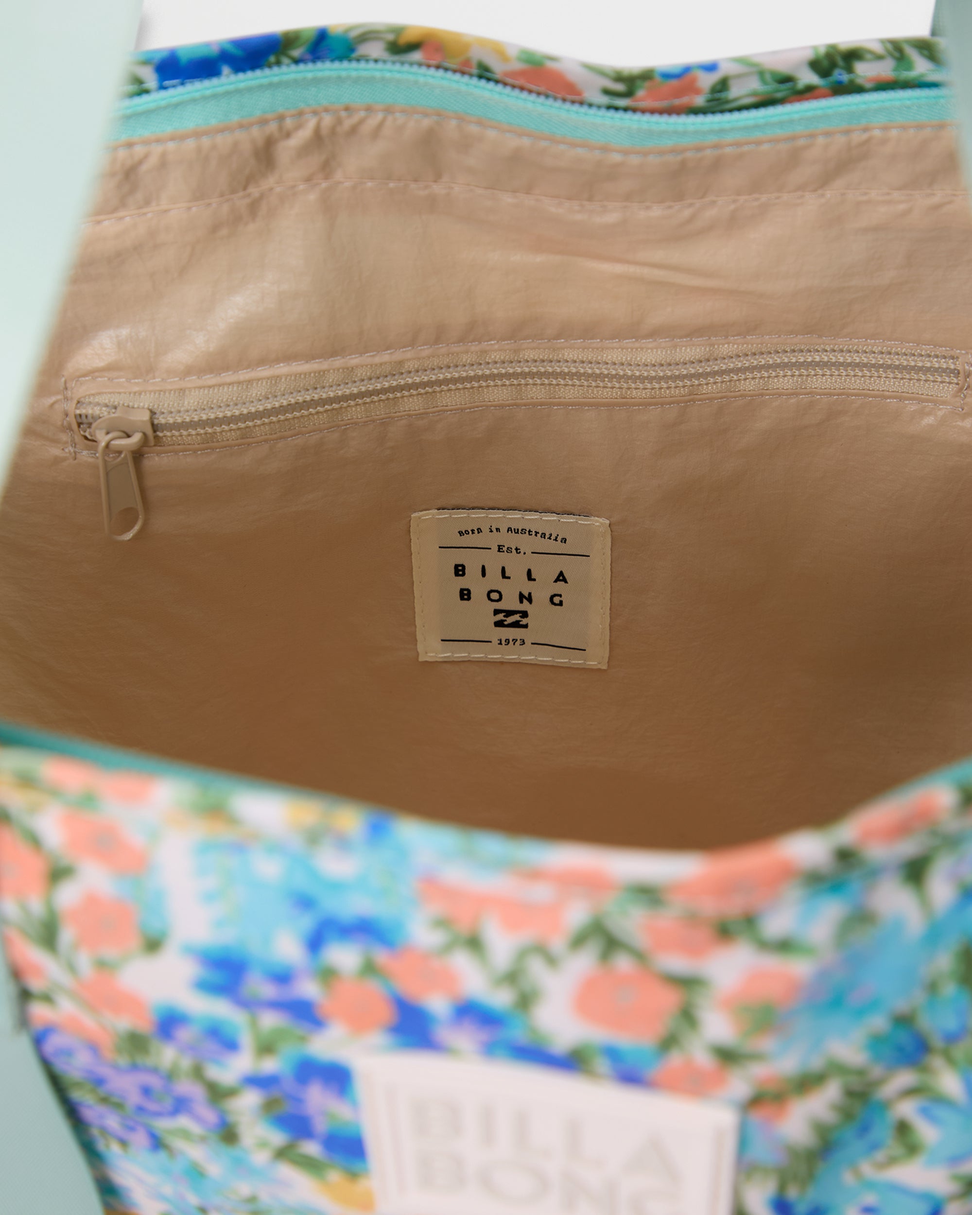 Keenie Tote Bag - Bermuda - Image 4