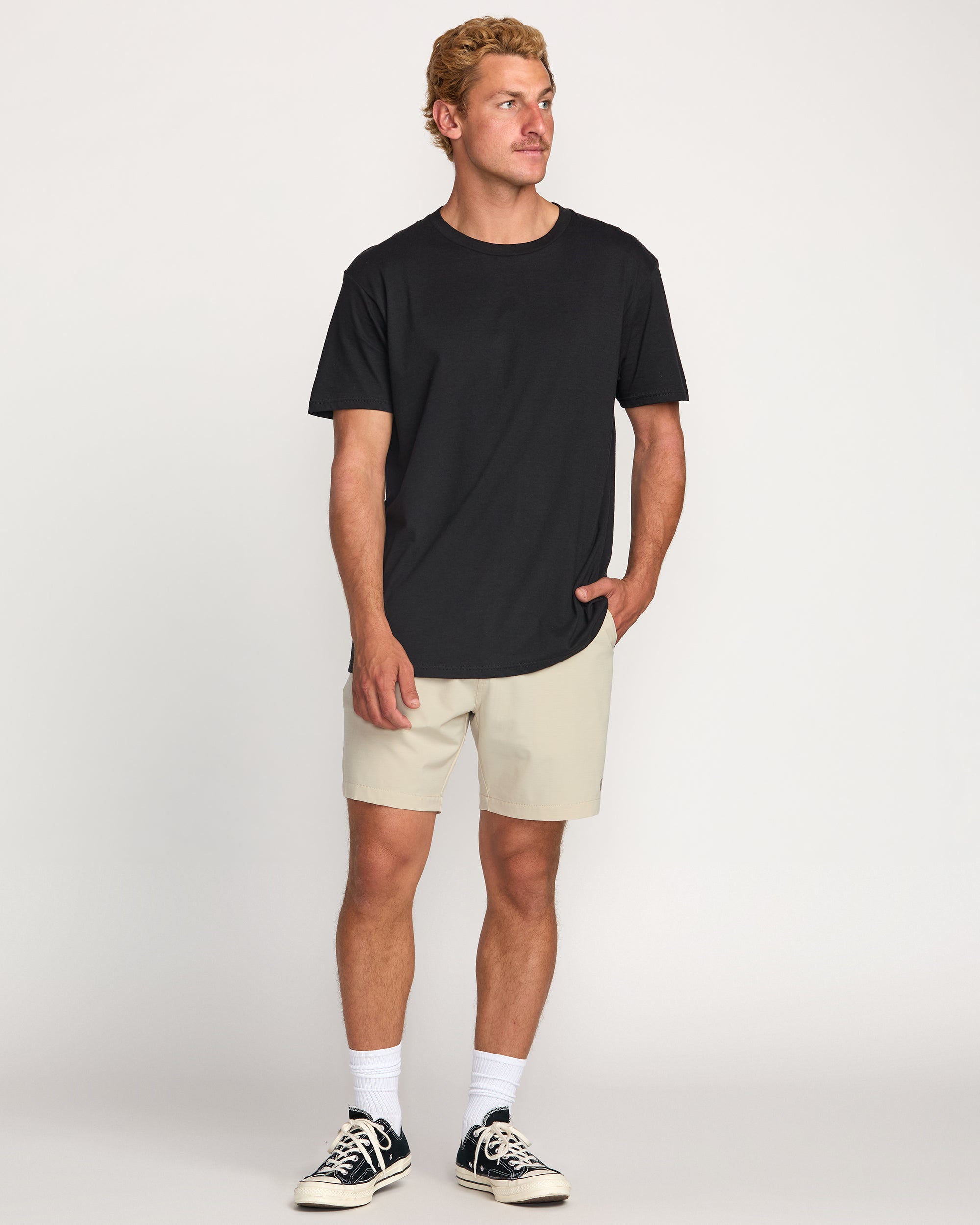 Crossfire Submersible 17 Hybrid Shorts - Sand - Image 6