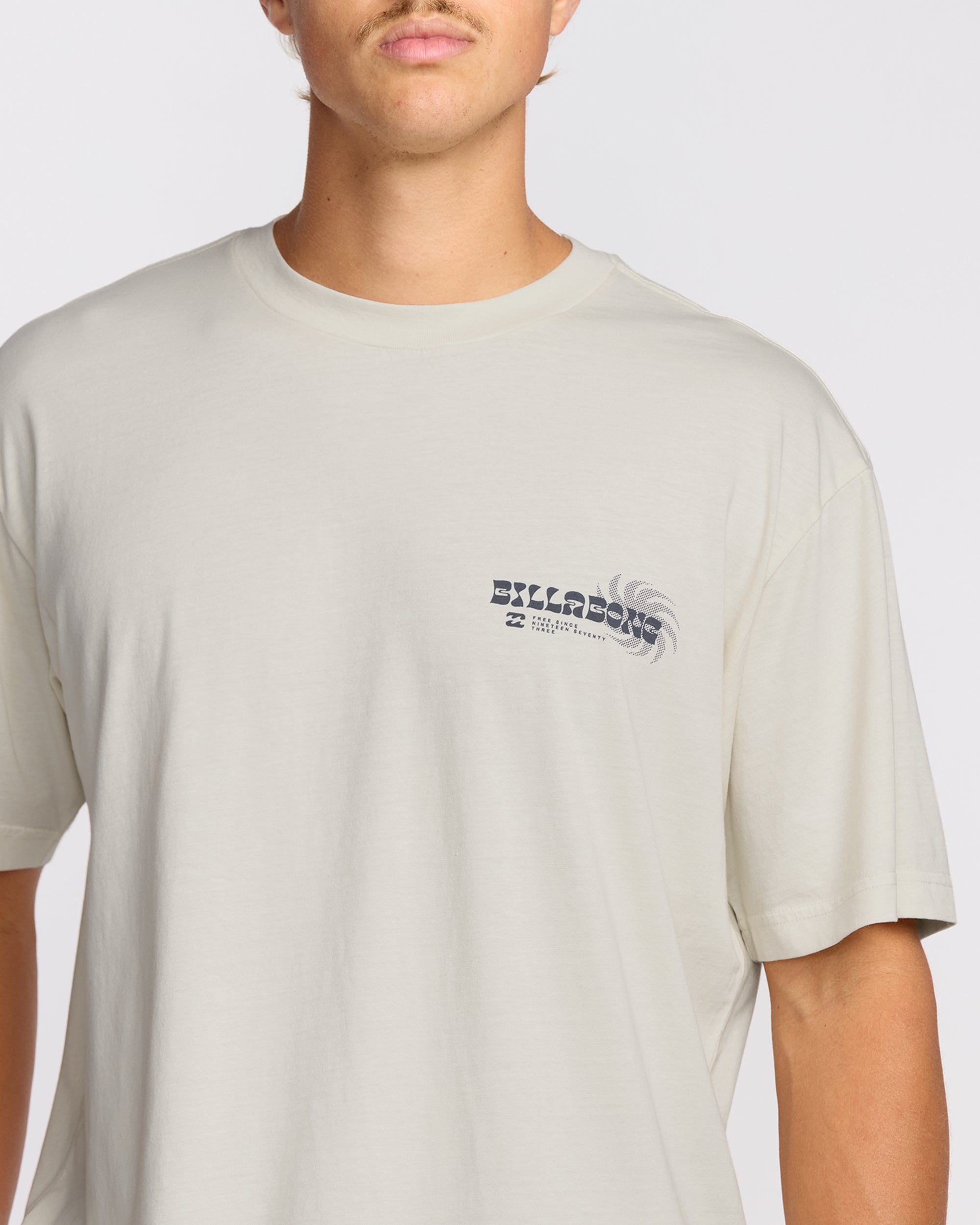 Single Fin Premium Wave Wash Short Sleeve T-Shirt - Off White - Image 5