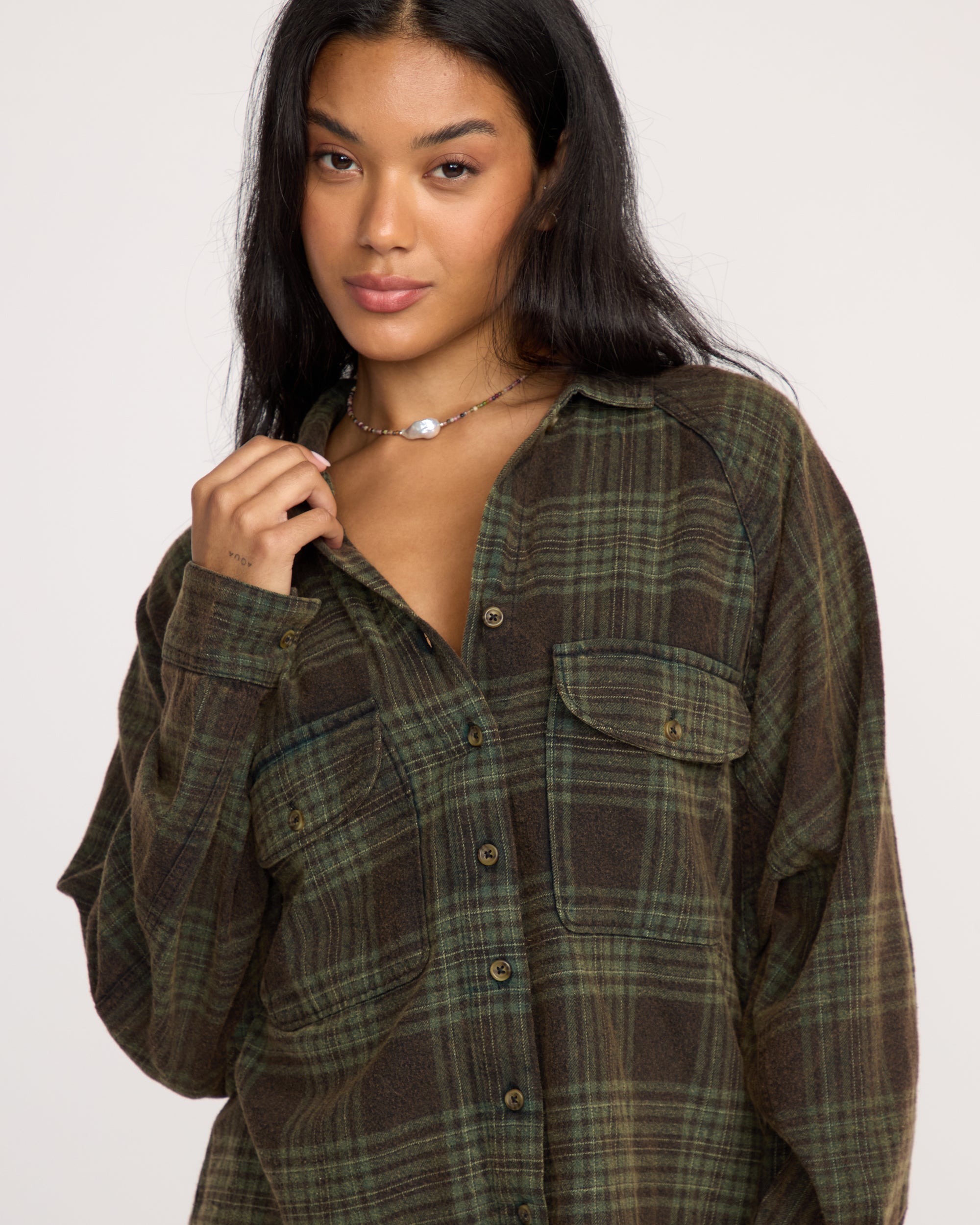 Coastal Breeze Long Sleeve Shirt - Black - Image 2